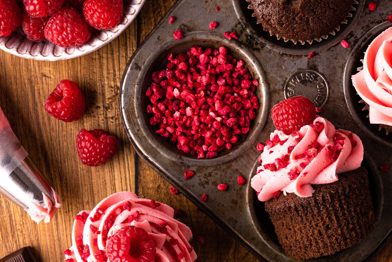 Chocolate & Raspberry Cupcake Recipe | Foodie Flavours